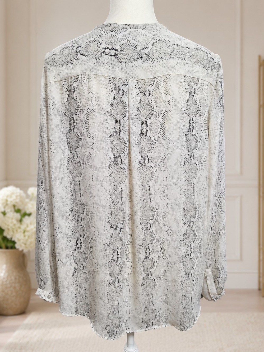 Carolina Belle Cream and Black Printed Top - Picture 5 of 6